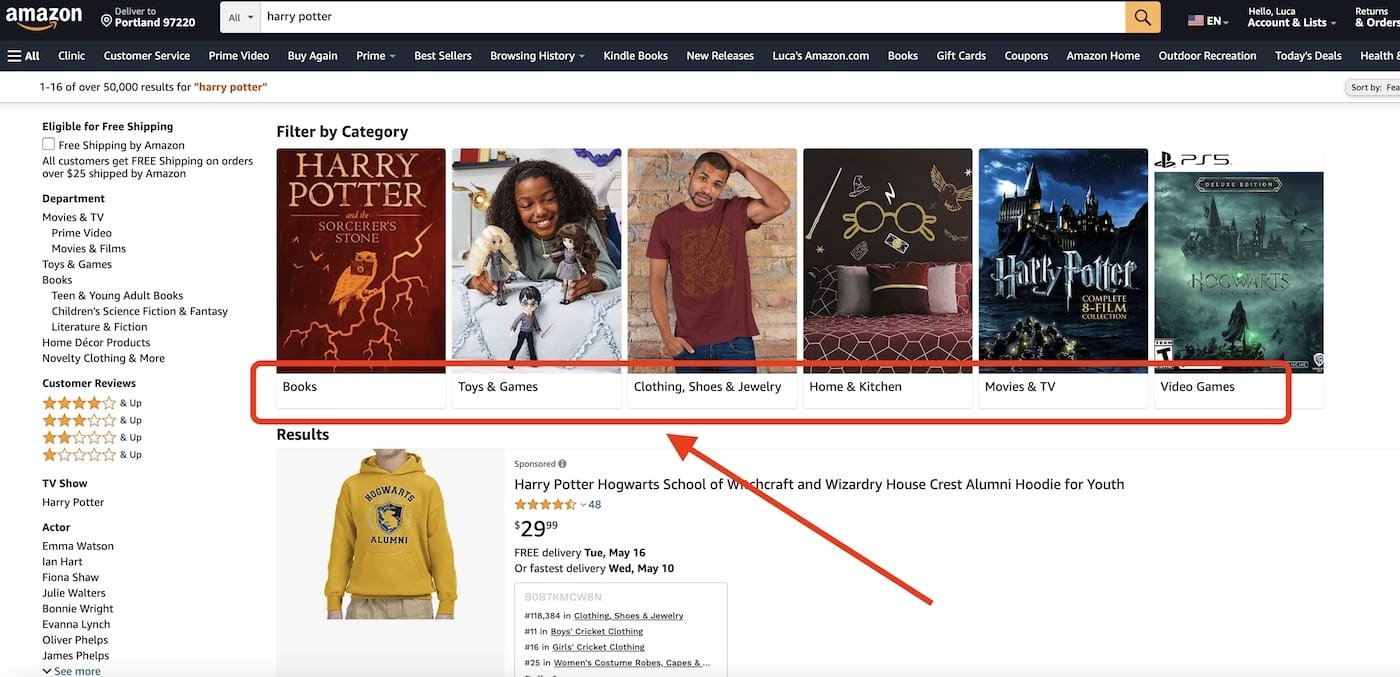 Amazon homepage with many categories and sections that seems to violate Hick's law